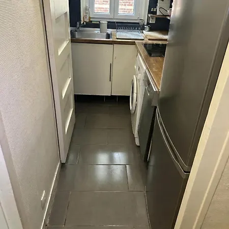 Paris Defense T2 Design Suresnes